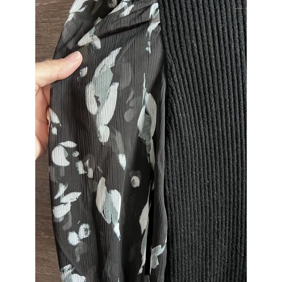 DKNY Women's Black White Striped Sheer Sleeve Sweater sz L Work Elegant - Picture 5 of 6